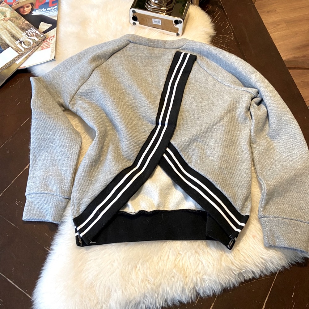 NWT Rachel Roy Split Back Sweatshirt - Sz XS